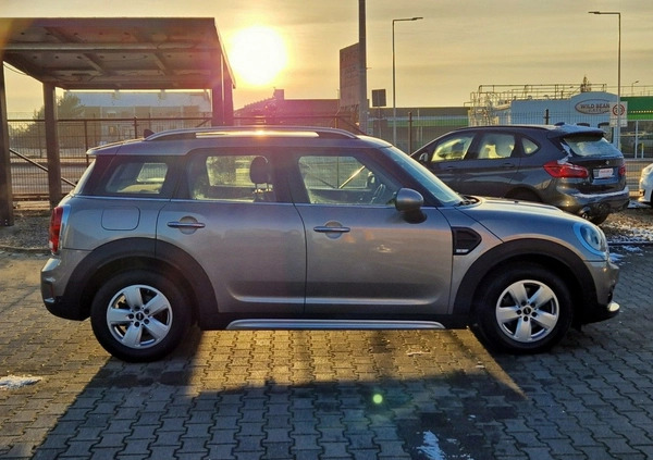 MINI Countryman cena 64900 przebieg: 186200, rok produkcji 2019 z Sosnowiec małe 631